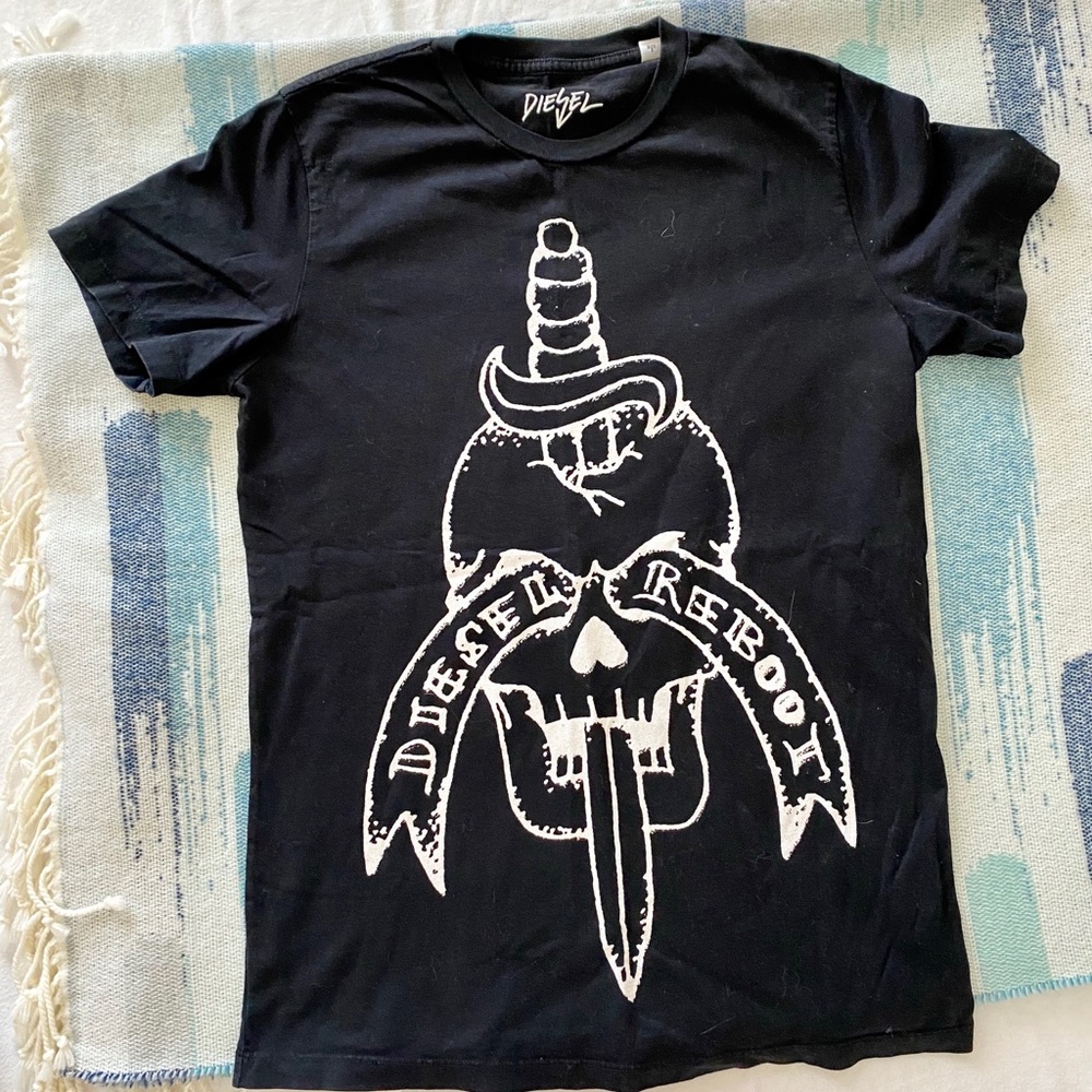 (SOLD)4 PCs of Diesel Men's T Shirt Bundle Size S